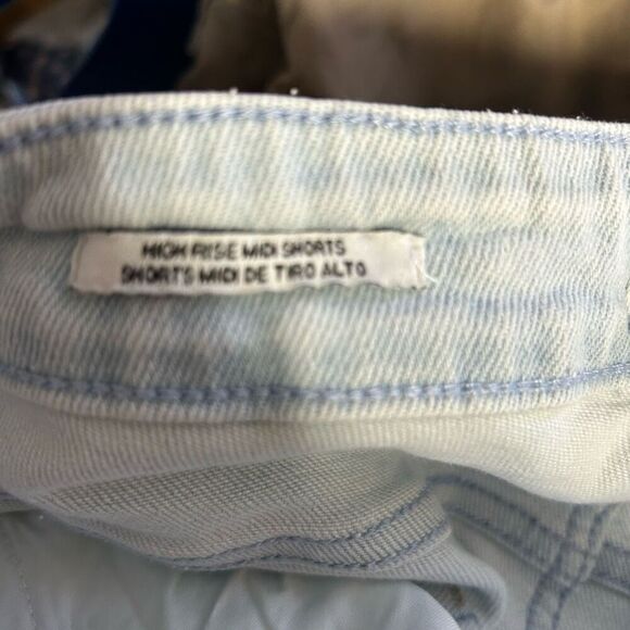 Ava & Viv Light Wash Size 22W Shorts NWT - Picture 6 of 7